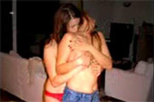 Na een feestje spelen de meisjes nog even