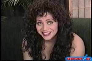 Je ziet de mannen die haar neuken voordat ze zwanger was