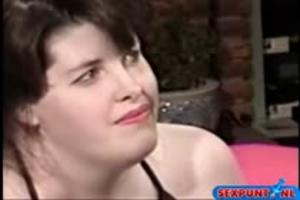 Niet een niet twee maar drie mannen die de dikke dame neuken 