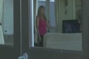 Voyeur filmt sex van buren