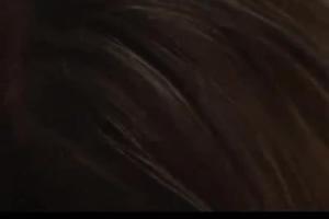 Als er een vinger in haar anus past