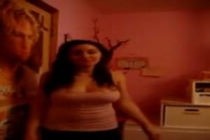 Amateur meisje heeft lekkere borsten